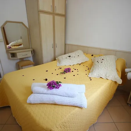 Hotel de apartamente Cennet 2*