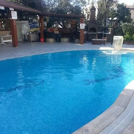 Cennet Ξενοδοχείο με διαμερίσματα